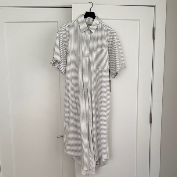 A Bronze Age Dresses & Skirts - Elegant Striped Maxi Dress in Black and White
